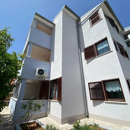 Lungomare Apartment Pula