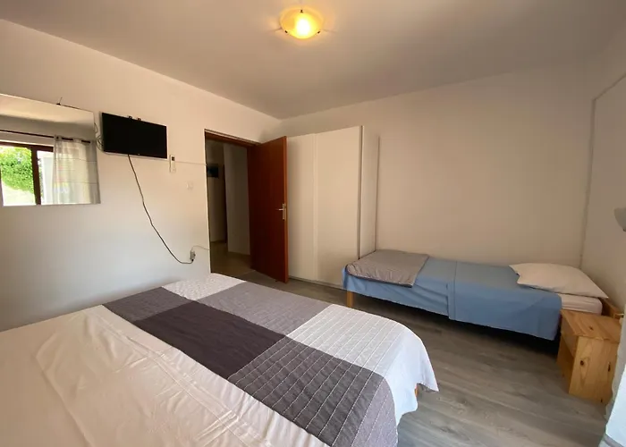 Lungomare Apartment *