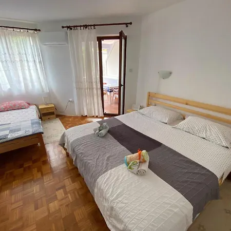 Lungomare Apartman